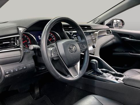 Used 2018 Toyota Camry XSE w/ Driver Assist Package FWD image 17