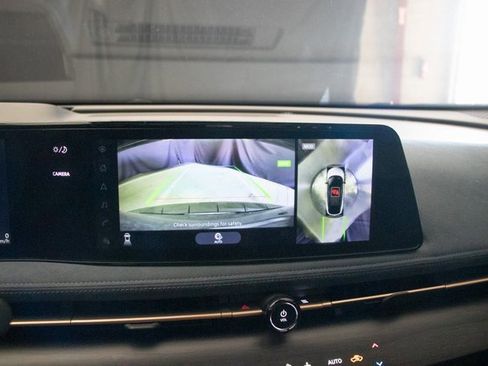 Used 2023 Nissan Ariya image 36