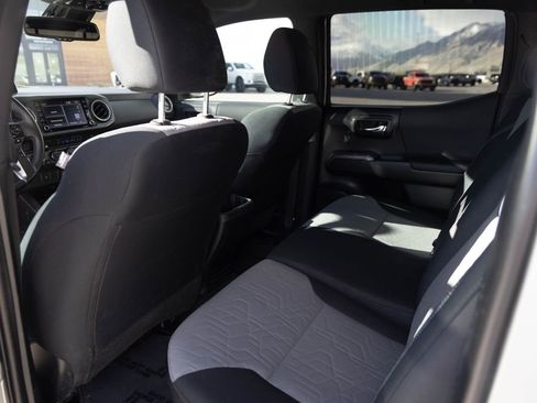 Used 2023 Toyota Tacoma TRD Off-Road image 18