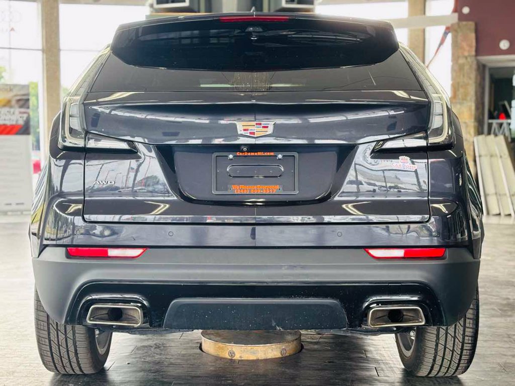 Used 2022 Cadillac XT4 Sport w/ Enhanced Visibility Package AWD/4WD image 11