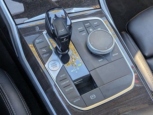 Used 2020 BMW 330i 330i w/ Driving Assistance Package image 12