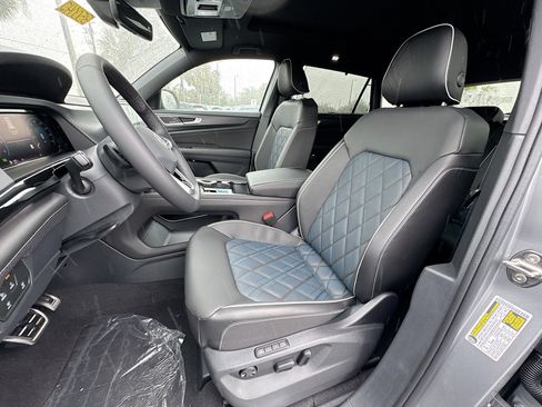 New 2025 Volkswagen Atlas Cross Sport SEL Premium R-Line image 15
