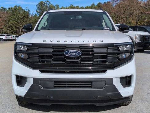 New 2025 Ford Expedition Max Active image 8