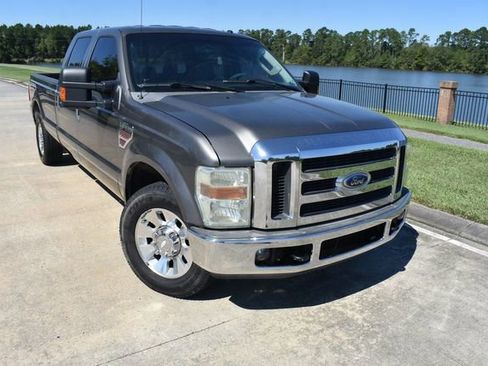 Used 2008 Ford F350 Lariat image 2