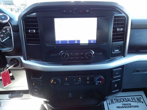 Used 2022 Ford F150 XLT AWD/4WD image 23