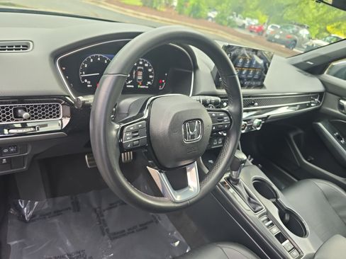 Used 2024 Honda Civic Sport Touring image 15
