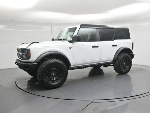 New 2026 Ford Bronco Badlands image 27
