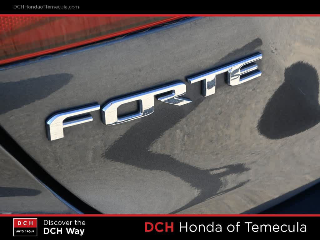 Used 2021 Kia Forte LXS FWD image 7