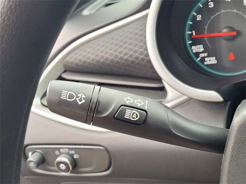 Used 2024 Chevrolet Malibu LT image 15