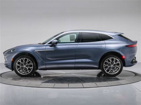 Used 2022 Aston Martin DBX AWD/4WD image 13