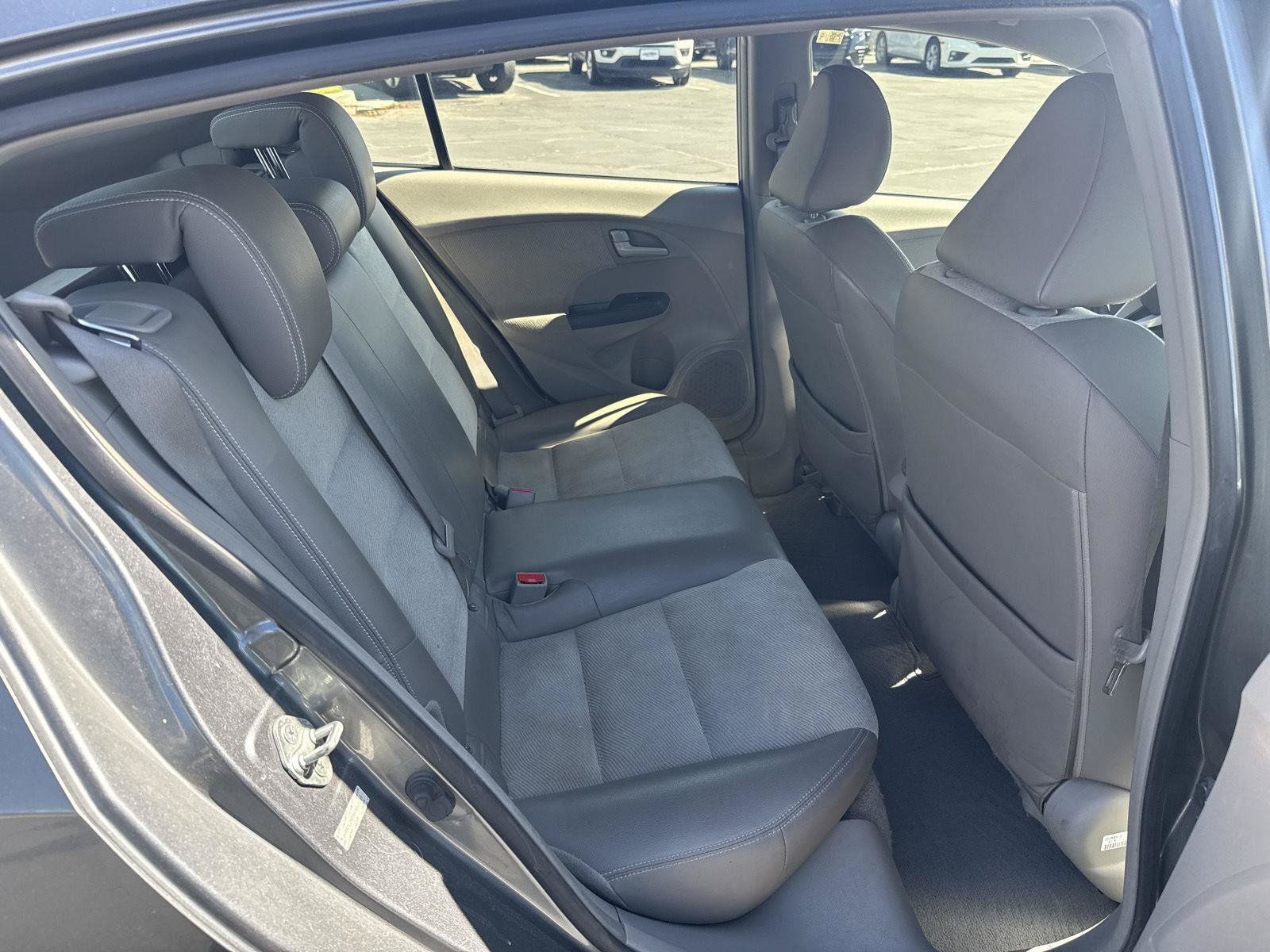 Used 2014 Honda Insight EX image 16