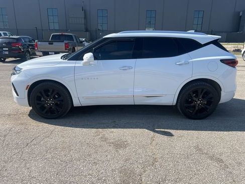Used 2019 Chevrolet Blazer Premier w/ Sun and Wheels Package AWD/4WD image 2
