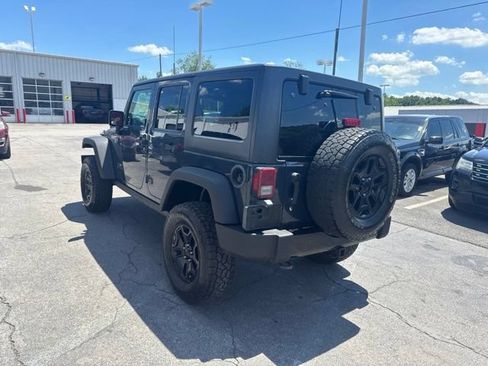 Used 2017 Jeep Wrangler Unlimited Sport AWD/4WD image 6