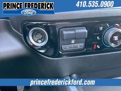 Used 2024 Chevrolet Silverado 2500 LTZ w/ LTZ Premium Package image 31