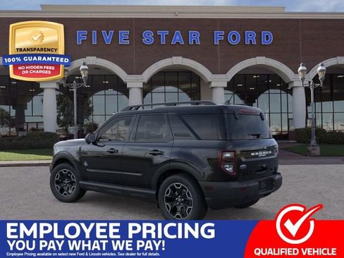New 2025 Ford Bronco Sport Outer Banks w/ Outer Banks Tech Package+ AWD/4WD image 4
