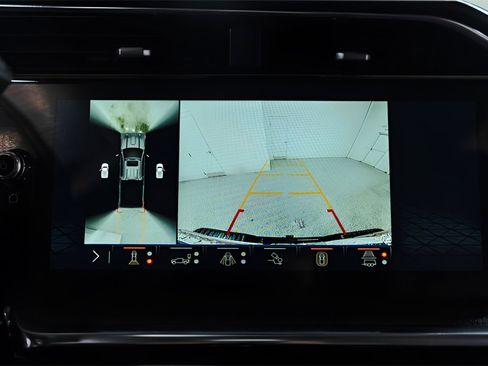 Used 2025 GMC Sierra 2500 Denali w/ Denali Reserve Package image 16