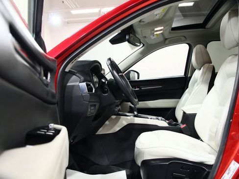 Used 2017 MAZDA CX-5 Grand Touring image 4