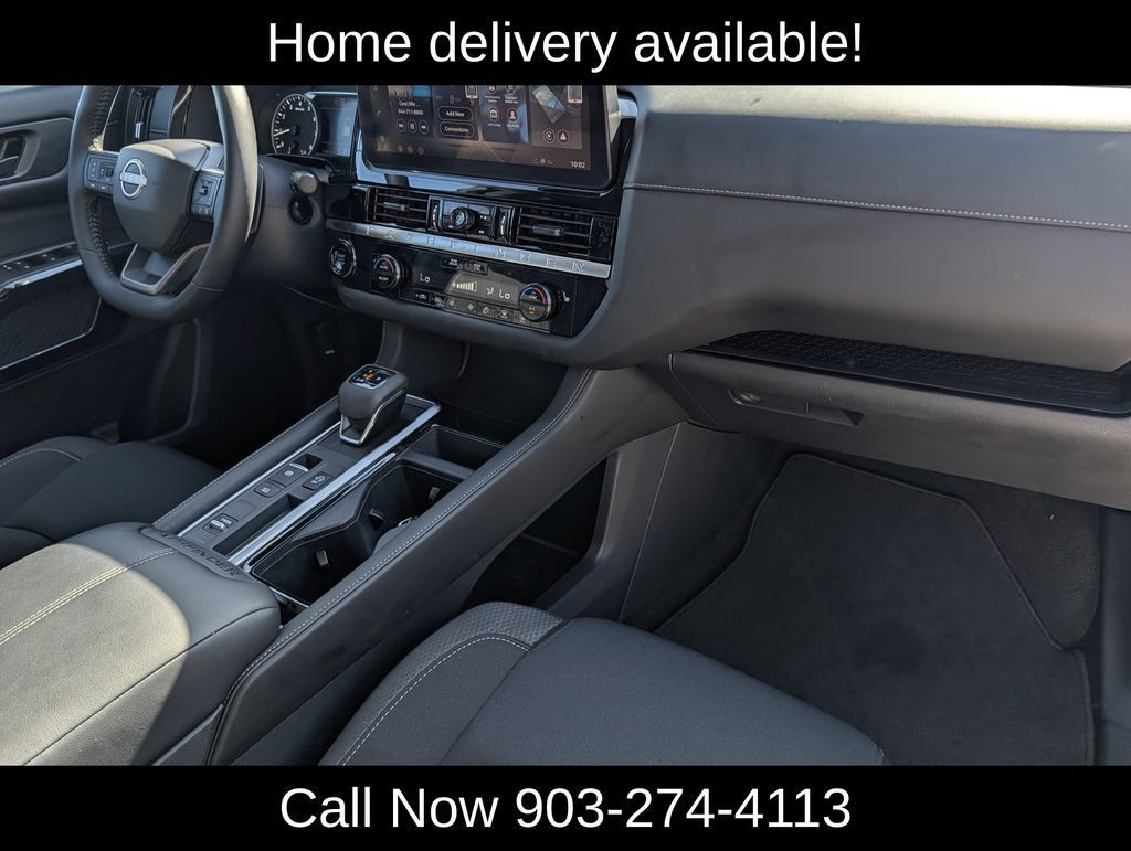 Used 2026 Nissan Pathfinder SV FWD image 34