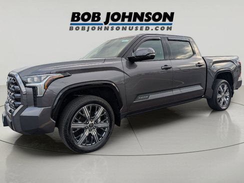 Used 2023 Toyota Tundra Platinum image 3