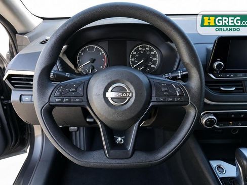 Used 2023 Nissan Altima 2.5 S FWD image 11