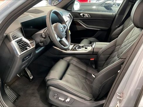 New 2026 BMW X5 sDrive40i w/ M Sport Package RWD image 8