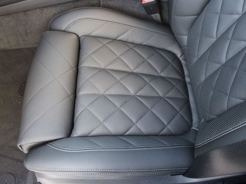Used 2026 BMW X5 sDrive40i w/ M Sport Package RWD image 25