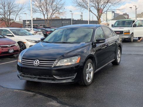 Used 2014 Volkswagen Passat 1.8T SE image 10
