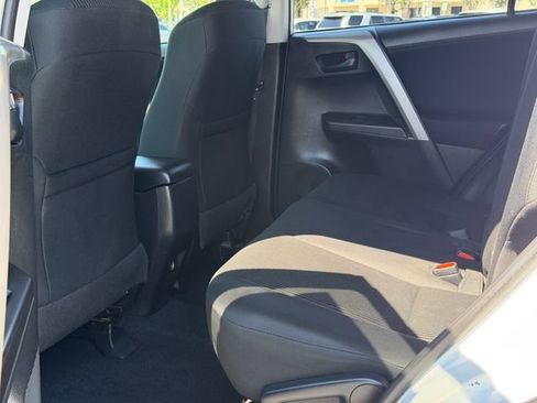 Used 2018 Toyota RAV4 LE w/ All Weather Liner Package FWD image 17