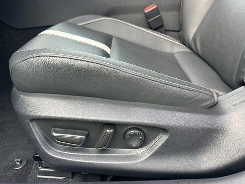 Certified 2025 Toyota Camry SE image 14