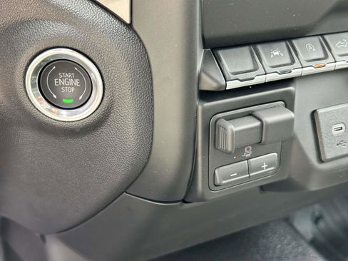 New 2026 Chevrolet Silverado 1500 W/T w/ WT Value Package AWD/4WD image 24