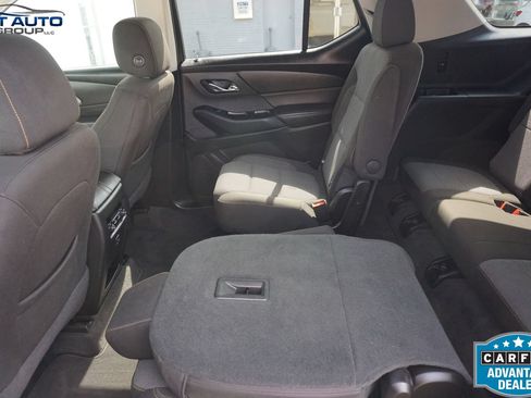 Used 2019 Chevrolet Traverse LT AWD/4WD image 24