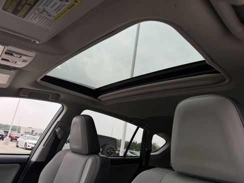 Used 2015 Toyota RAV4 Limited w/ Technology Package FWD image 24