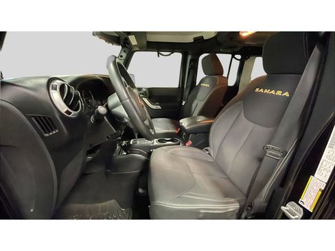 Used 2013 Jeep Wrangler Unlimited Sahara w/ Connectivity Group image 11