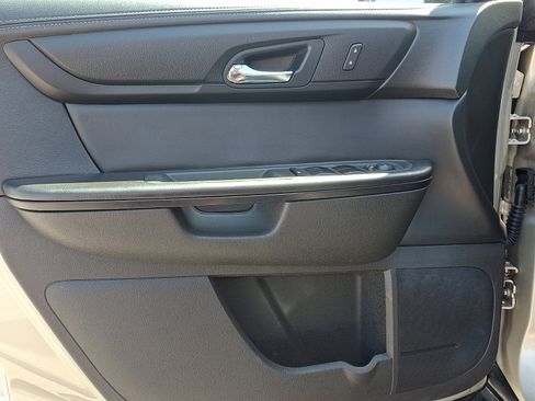 Used 2014 GMC Acadia SLE AWD/4WD image 14