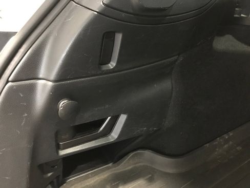 Used 2018 Subaru Outback 2.5i Limited image 26