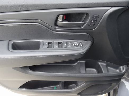 Certified 2025 Honda Odyssey EX-L image 8