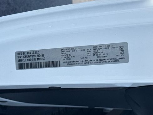 Used 2025 RAM ProMaster 2500 w/ U-Haul Equipment Group FWD image 33