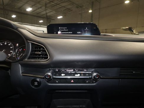 Used 2025 MAZDA CX-30 AWD 2.5 S w/ Preferred Package image 16