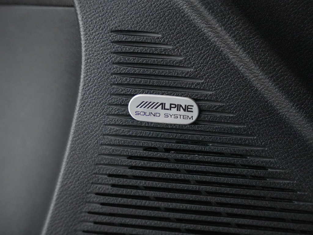 Used 2020 Dodge Challenger R/T w/ Blacktop Package RWD image 33