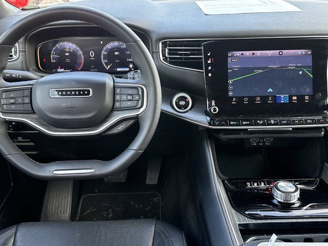 Used 2024 Jeep Wagoneer Series II w/ Flexible Seating Group RWD image 4
