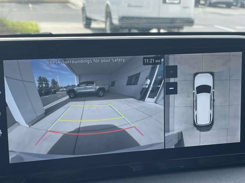 Used 2024 Hyundai Palisade Limited FWD image 30