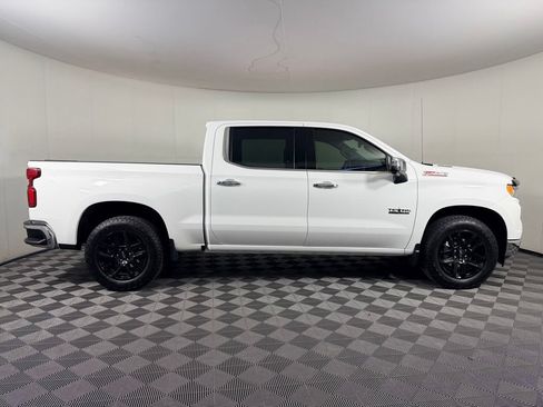 Used 2023 Chevrolet Silverado 1500 LTZ w/ Z71 Off-Road Package AWD/4WD image 7