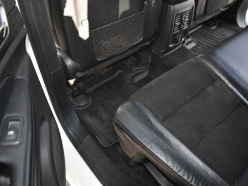 Used 2020 Jeep Grand Cherokee Altitude image 23