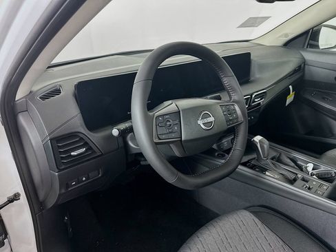 New 2026 Nissan Sentra SV w/ SV Convenience Package FWD image 14