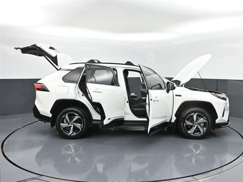 Used 2024 Toyota RAV4 SE w/ Weather & Moonroof Package AWD/4WD image 53
