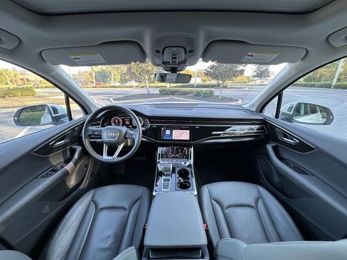Used 2025 Audi Q7 3.0T Premium Plus image 25