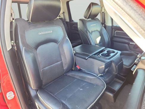 Used 2022 RAM 1500 Laramie AWD/4WD image 15