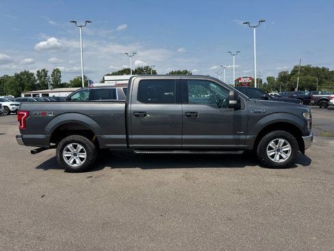 Used 2015 Ford F150 XLT w/ Equipment Group 301A Mid AWD/4WD image 6