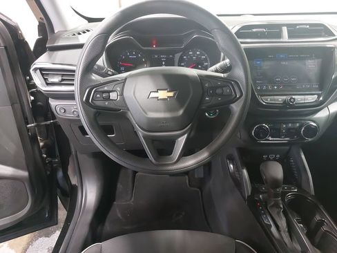Used 2023 Chevrolet TrailBlazer LT w/ Convenience Package AWD/4WD image 15