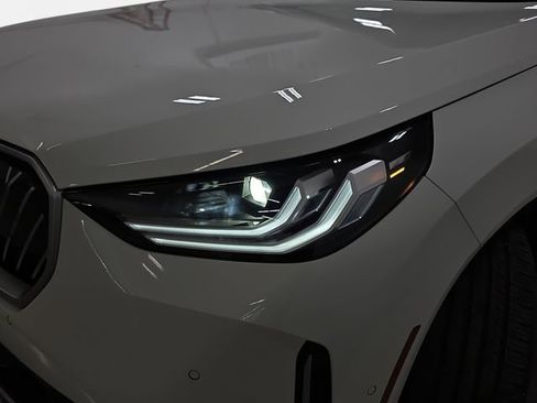 Certified 2025 BMW X3 xDrive30i w/ Convenience Package image 25